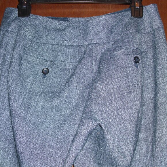size 4r. nwot. the limited. cassidy fit.slacks slight flair at bottom leg. - Picture 4 of 5